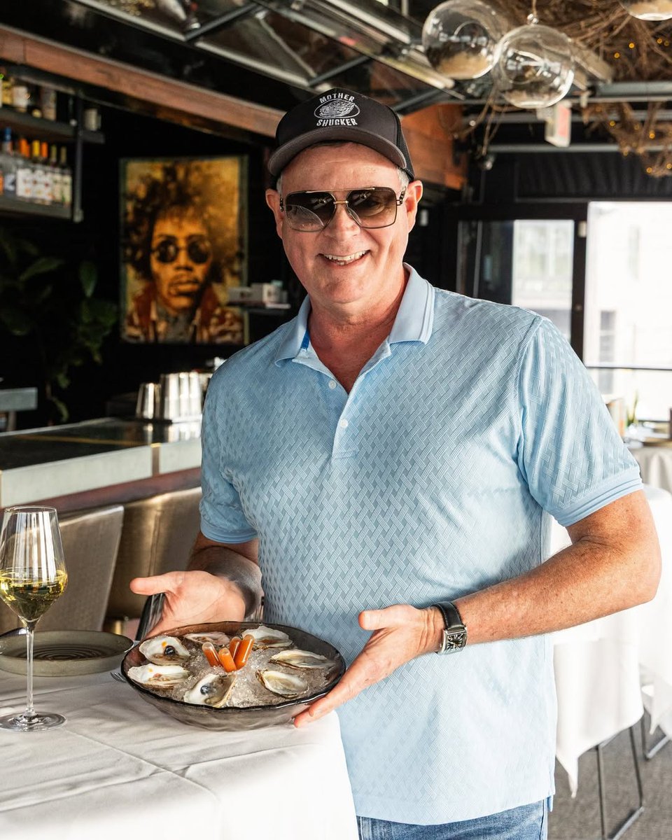 Simply Buckhead tweet media