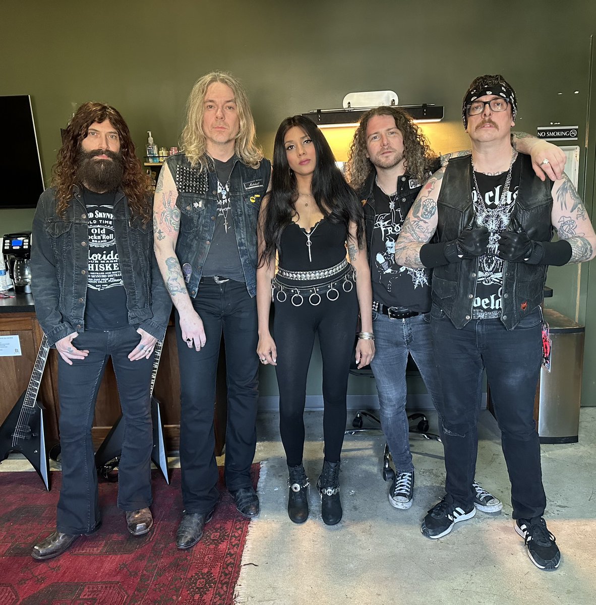 priya panda ॐ tweet media