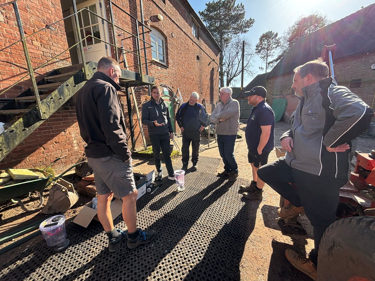 KAR UK LTD tweet media