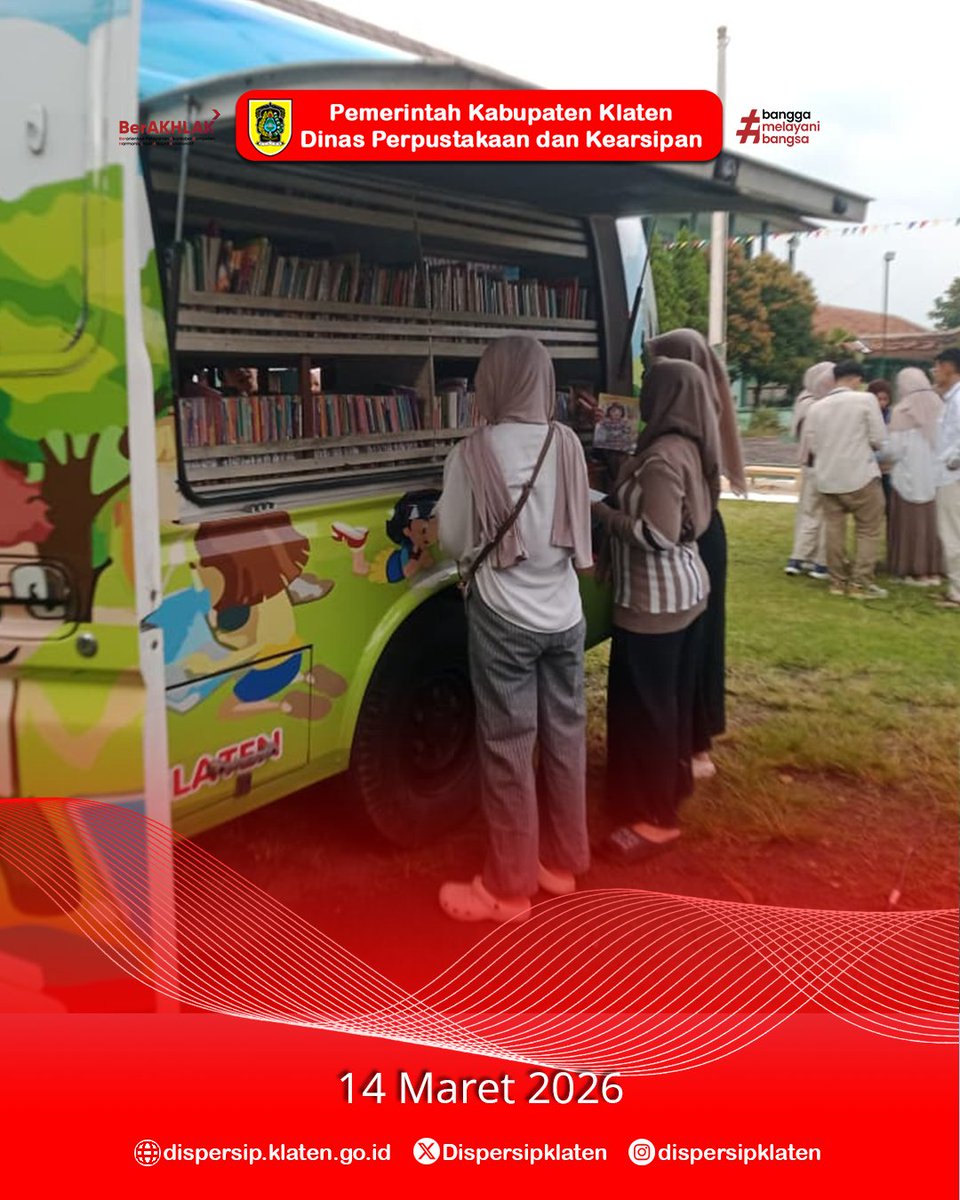 Mbak Marsini hadir mendukung kegiatan Ngabuburead di SMA N 1 Wonosari, Klaten (14/3/2026).
Beragam bahan bacaan disediakan untuk menemani waktu jelang berbuka sekaligus meningkatkan minat literasi siswa. Ngabuburit jadi lebih bermanfaat!