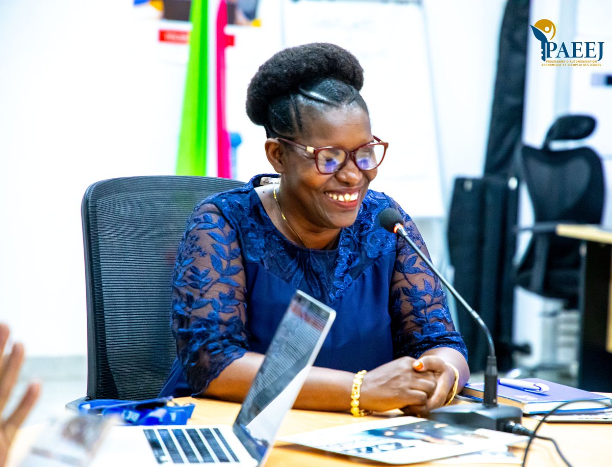 🗣️ Après des échanges approfondis sur le fond de l’étude, les parties prenantes ont unanimement reconnu la pertinence du projet de mise en place de cette usine textile. 

📄 Un rapport final, intégrant les contributions, sera soumis par le cabinet ultérieurement pour validation.