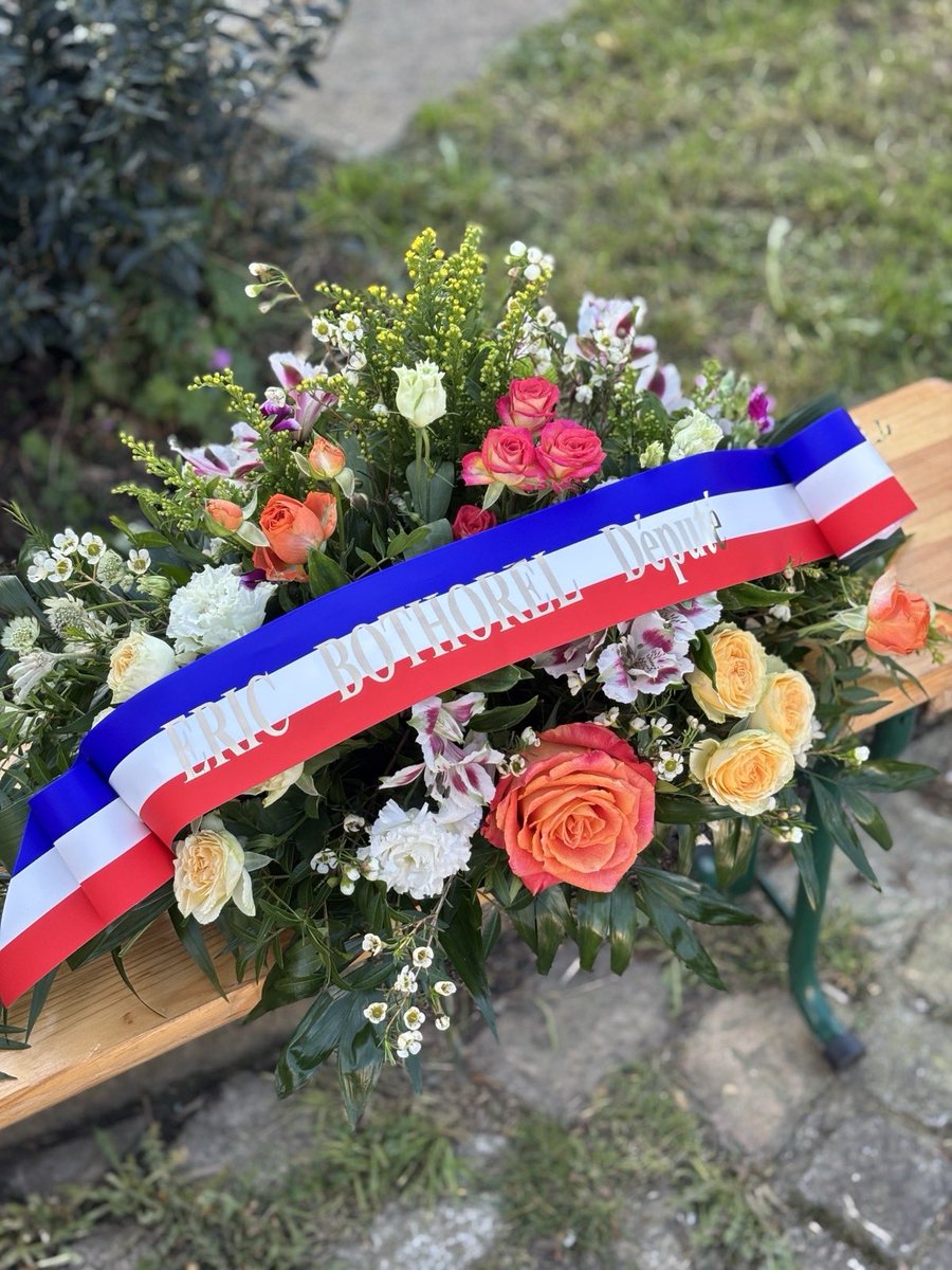 Éric Bothorel #FluctuatNecMergitur tweet media