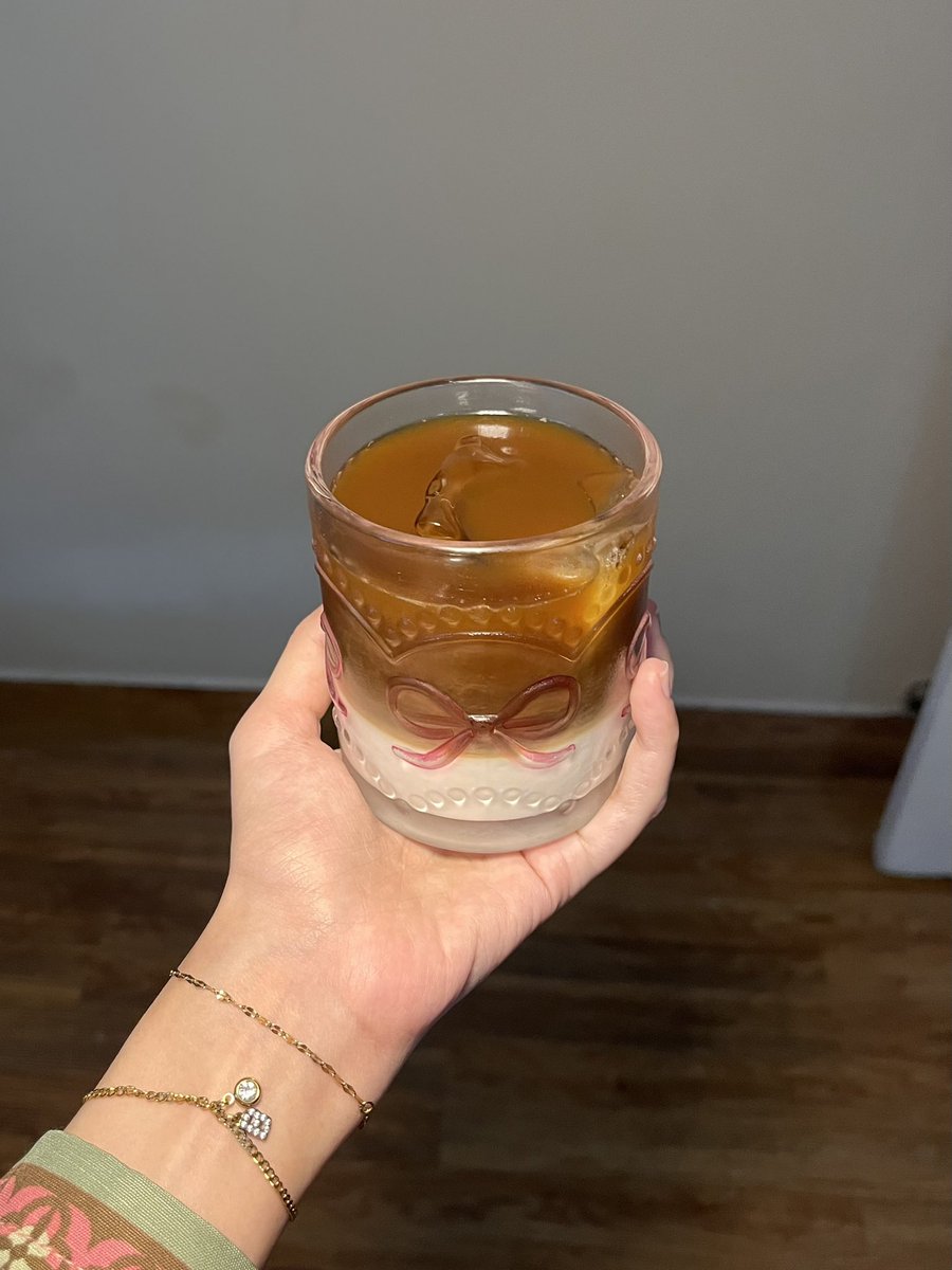 evil kitty tweet media