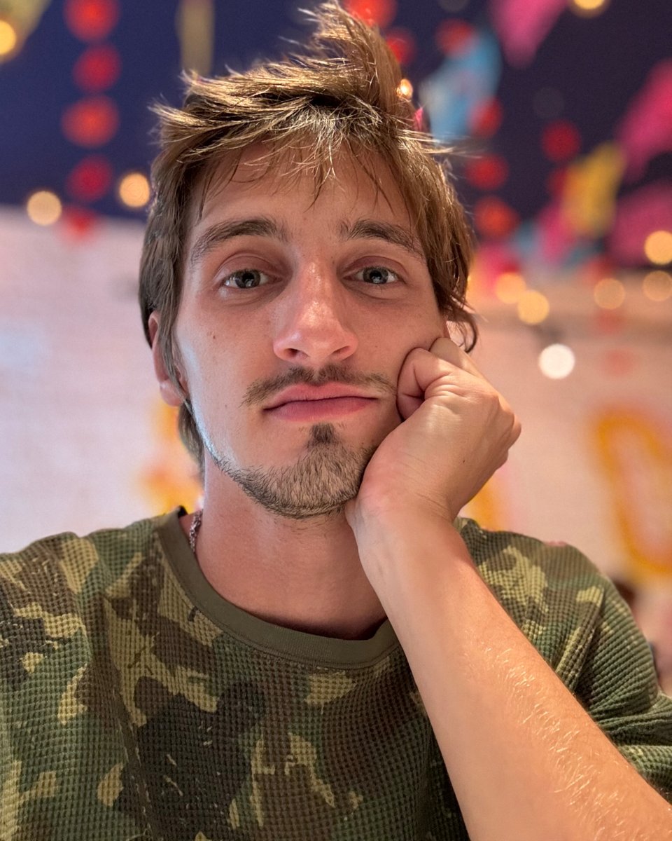 MasterVojd tweet media