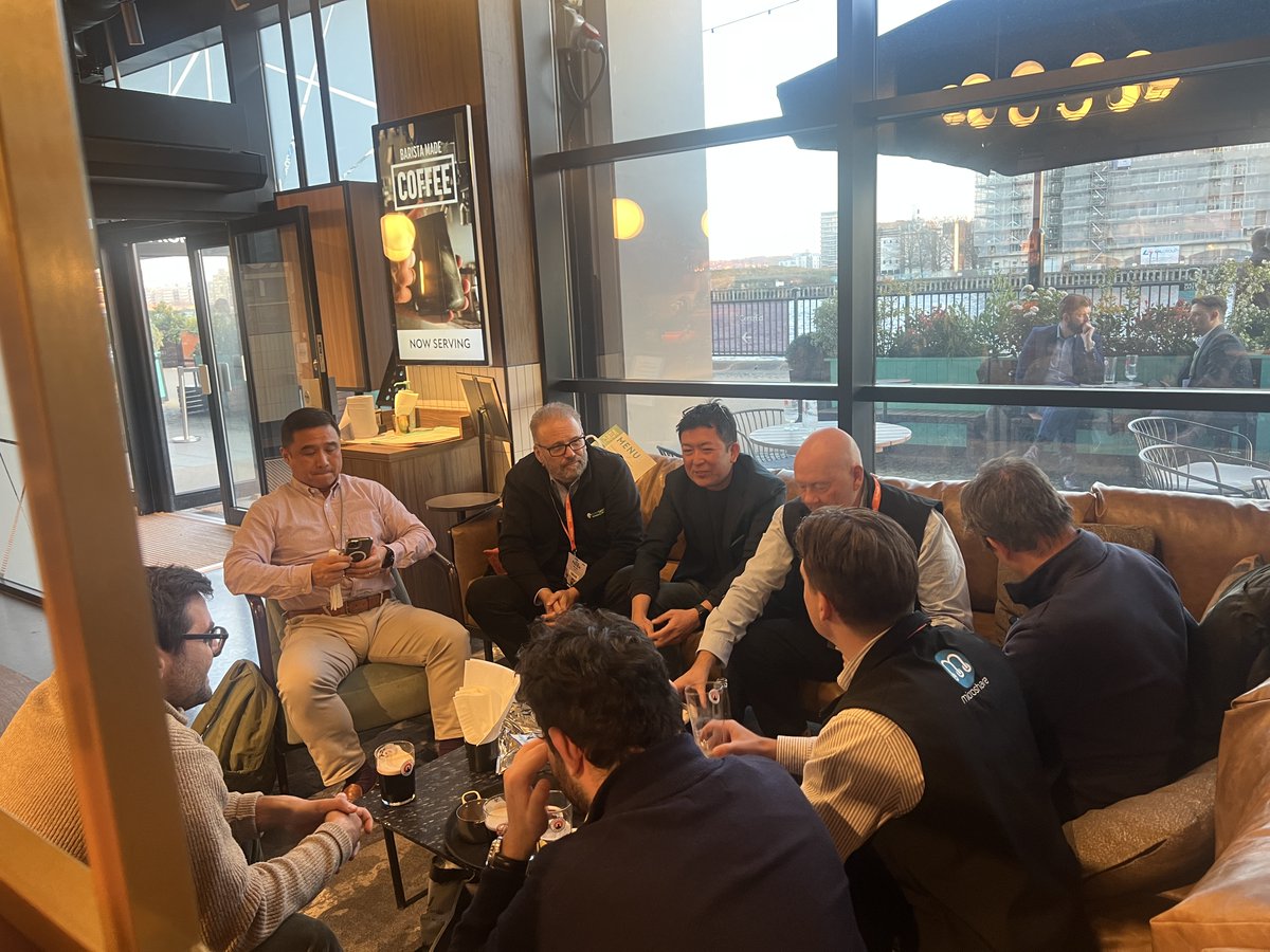 Microshare.io tweet media