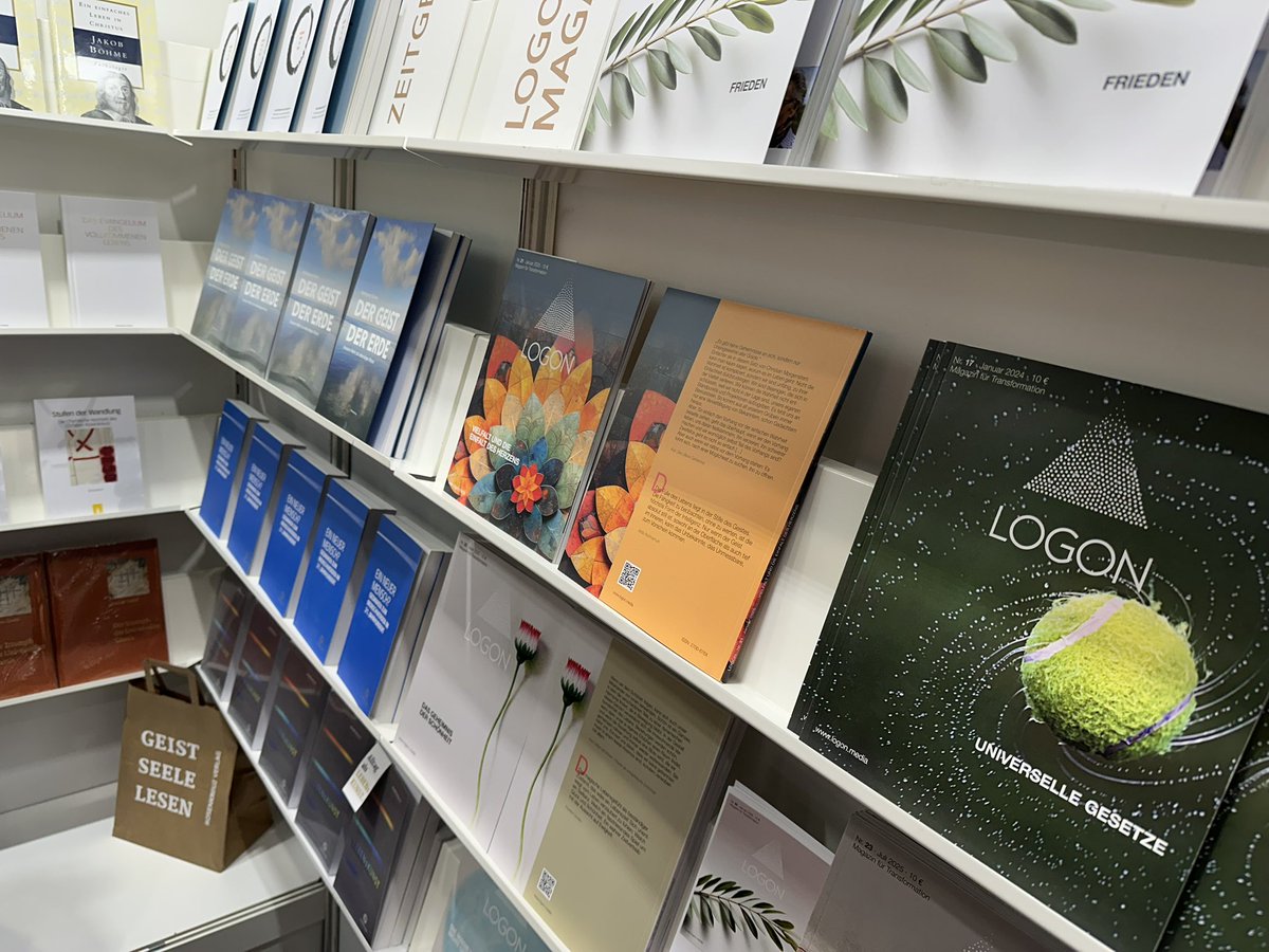 The Extrovert Introvert tweet media