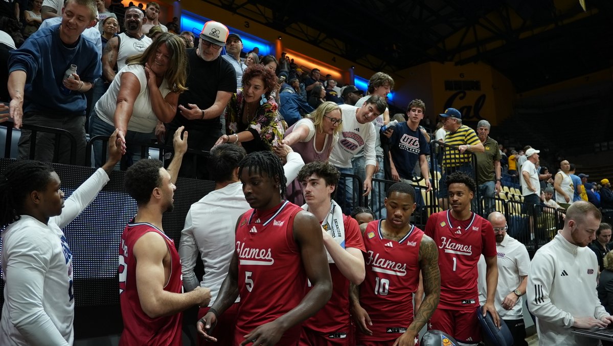 UIC Men's Basketball 🔥🏀 tweet media