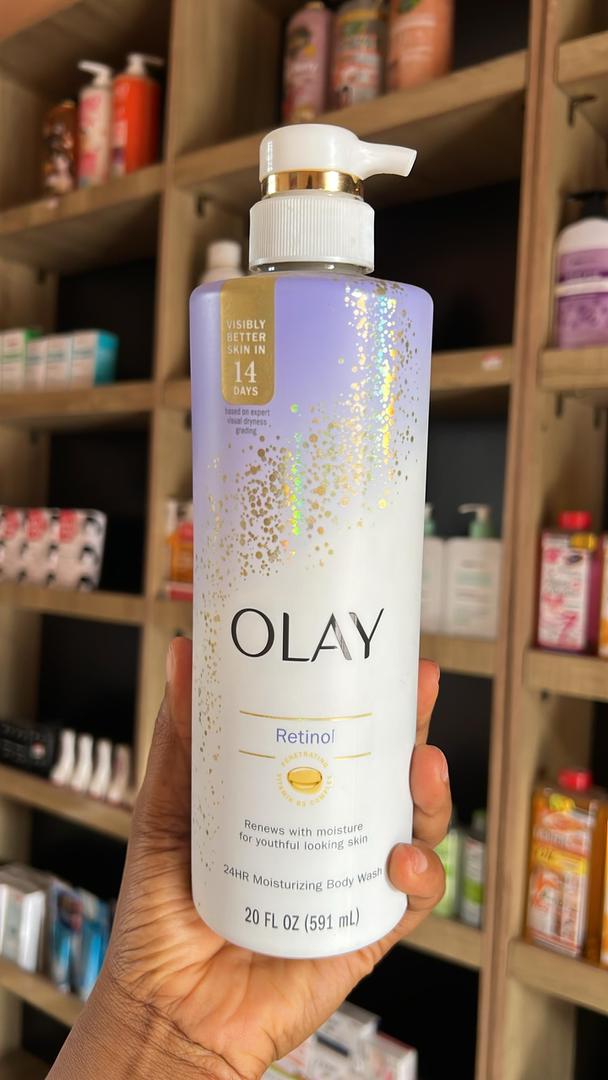 realjanelleskin's tweet photo. Olay Retinol 24HR Moisturizing Body Wash

This is a 14 days to younger-looking body skin solution

 Olay Retinol 24HR Body Wash is the secret.

591ml of magic. Shop Janelle Skincare Haven. 

#Retinol #BodyCare #GlowU #Yamal #Skincare https://t.co/KvjCqal1EW