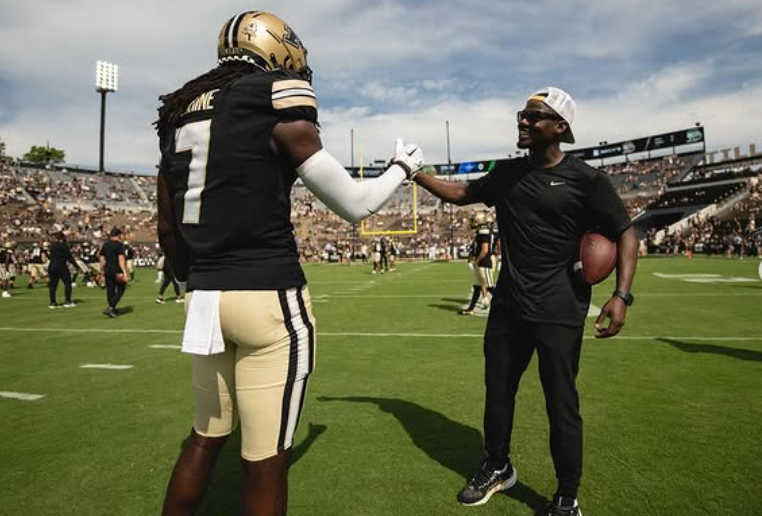 Nick Voorhees tweet media