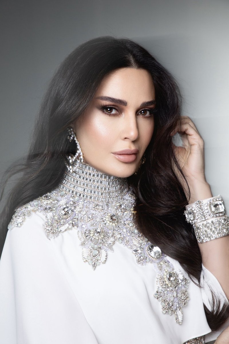 CyrineAbdlNour's tweet photo. عيد مبارك احبائي تضلو بخير،
أمان وأمل ببكرا افضل 
#سيرين_عبدالنور 
#عيد_الفطر https://t.co/gZaz31zhOi