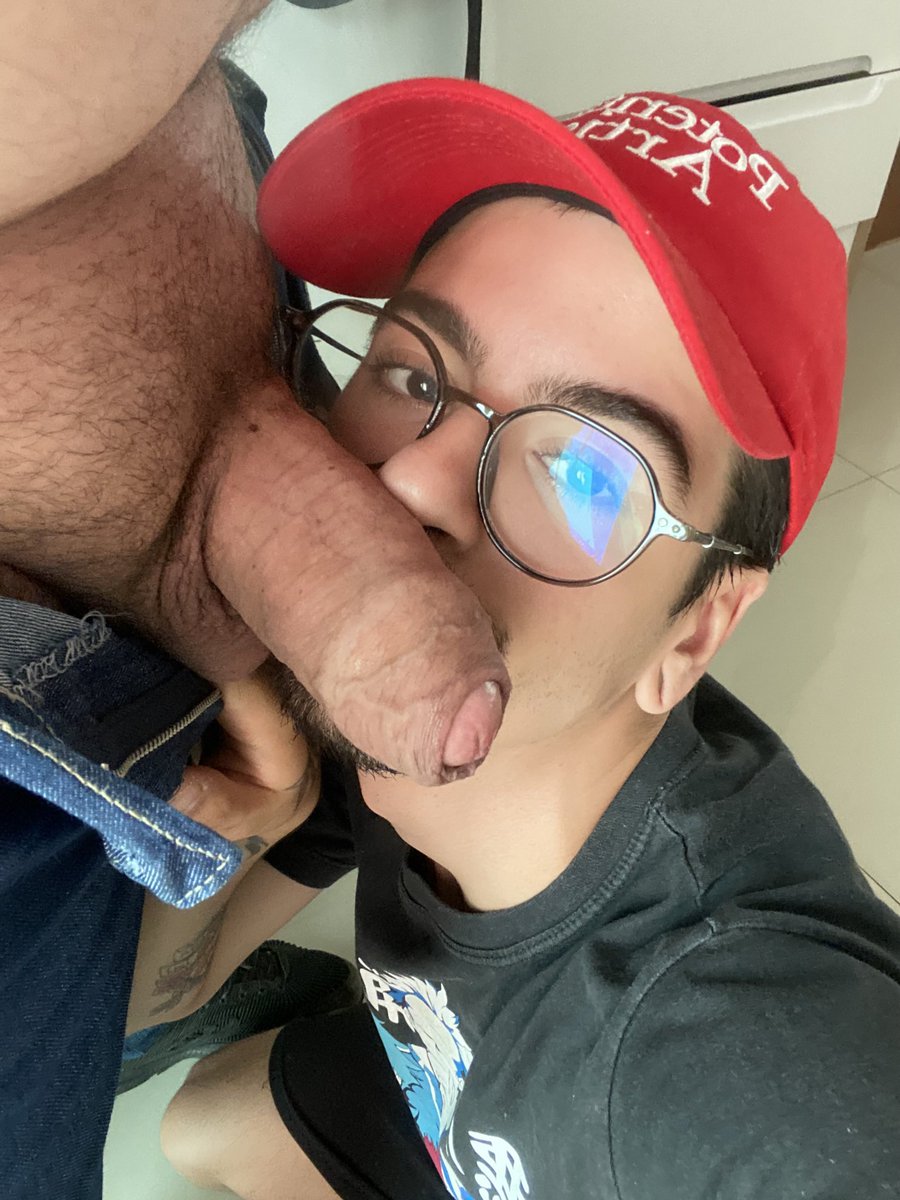 garotodaaranha 🔞 tweet media