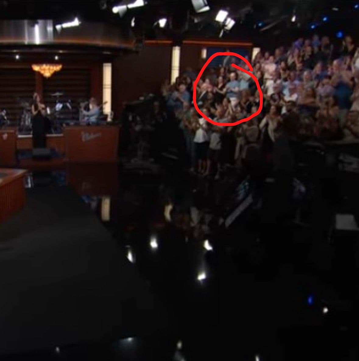 Lisa Michelle Lutes tweet media