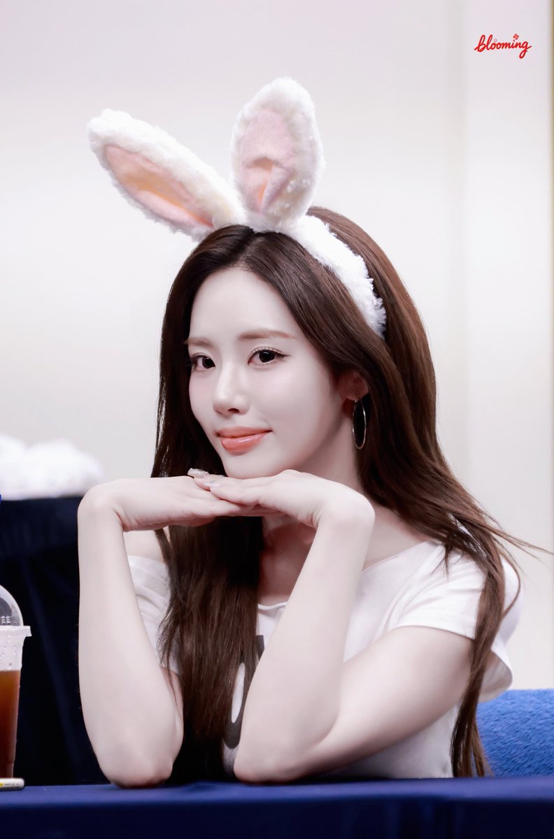 Blooming_F9 tweet media