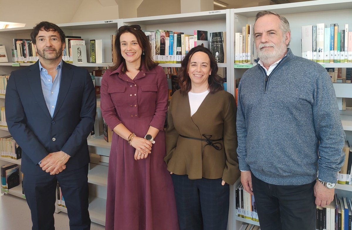 consejeriaedpl's tweet photo. 👩‍🏫🇪🇸 JORNADA de formación ELE 🗓️Ayer, día 18/03/26 📌En el Centro de Recursos de 🇪🇸 ubicado en la Universidad de Szczecin (abierto a todas las personas interesadas) 🤝Organizado en colaboración con @CursosInt_USAL, Ośrodek Rozwoju Edukacji y la Universidad @AccEducativaExt #ele https://t.co/2xmeiOlFcF