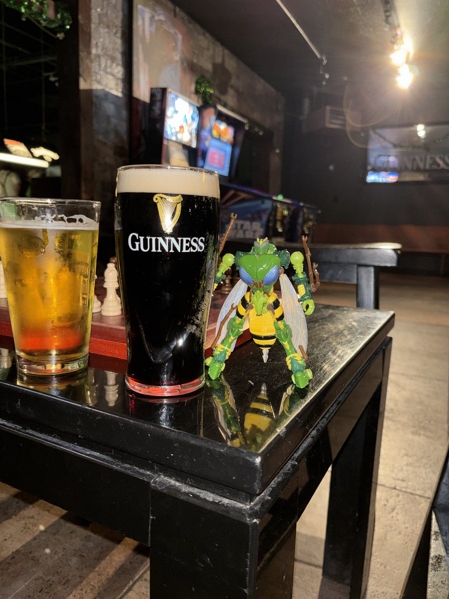 little man tweet media