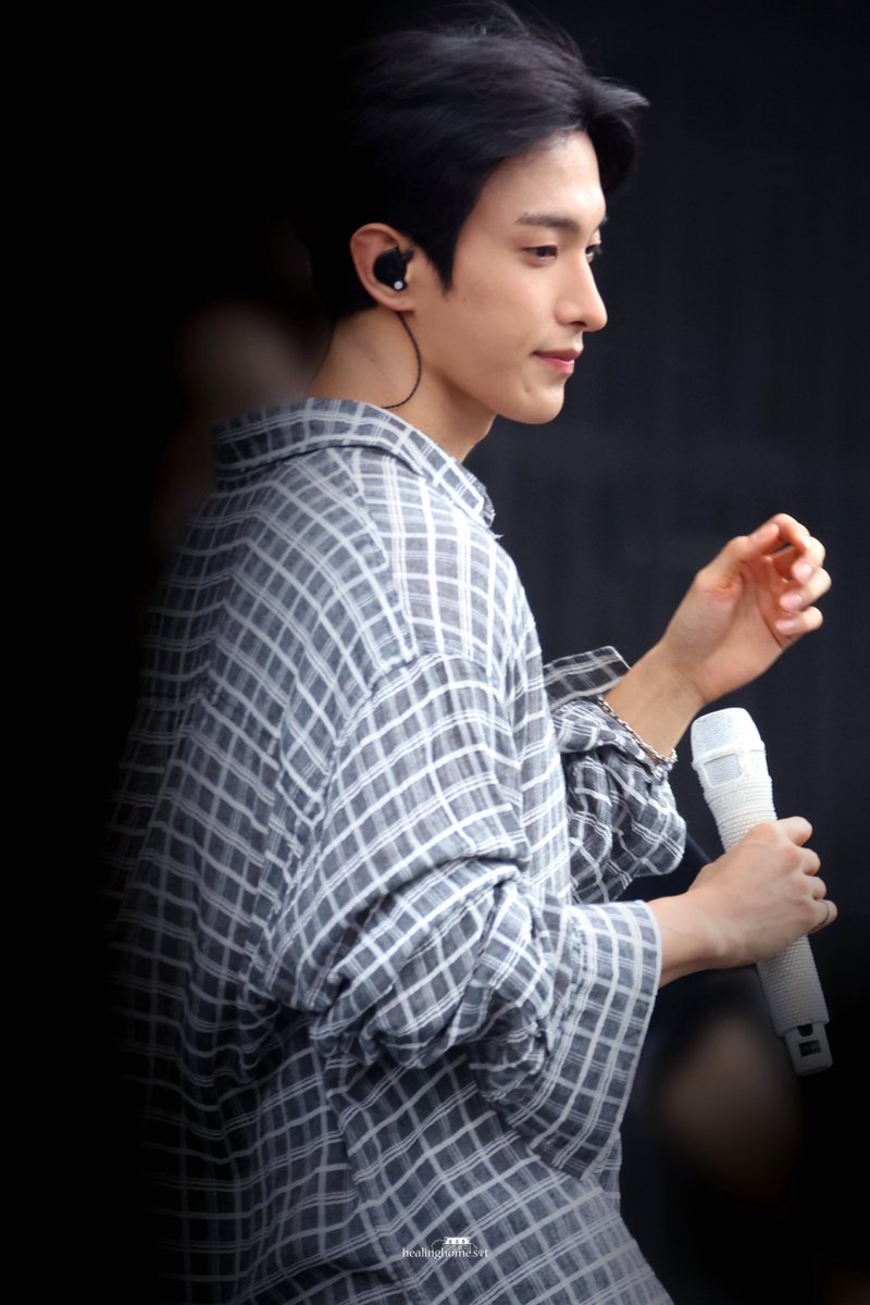 healinghome_svt's tweet photo. 260324 NEW_ in BANGKOK

도아해ᐡ•͈ ·̭ •͈ᐡ

#도겸 #이석민 
#ドギョム #DOKYEOM 
#세븐틴 #SEVENTEEN https://t.co/hH4fMPMxbQ