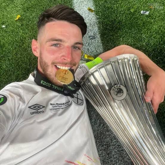 Arsenal4ever tweet media