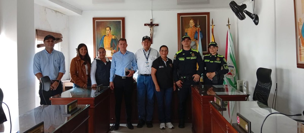 SecGobCundi's tweet photo. #EnTerritorio||✅ Llegamos a #SanAntonioDelTequendama, #Apulo, #ElColegio y #Anolaima para avanzar en acciones estratégicas de prevención del consumo de sustancias psicoactivas, ajustadas a las necesidades de cada territorio y que se implementarán en la presente vigencia - 2026. https://t.co/SxkkjoQ11o