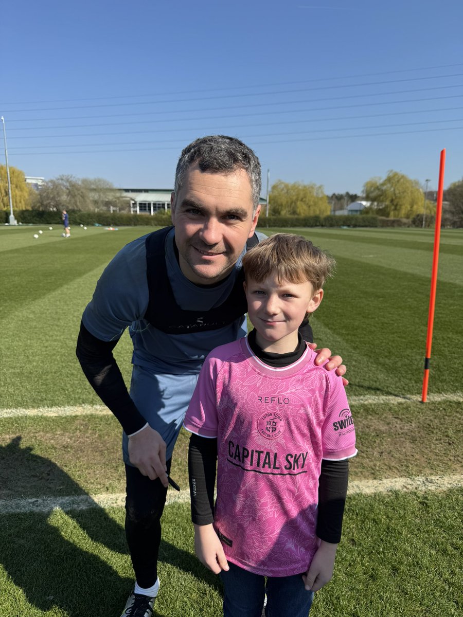 Darren Adams tweet media