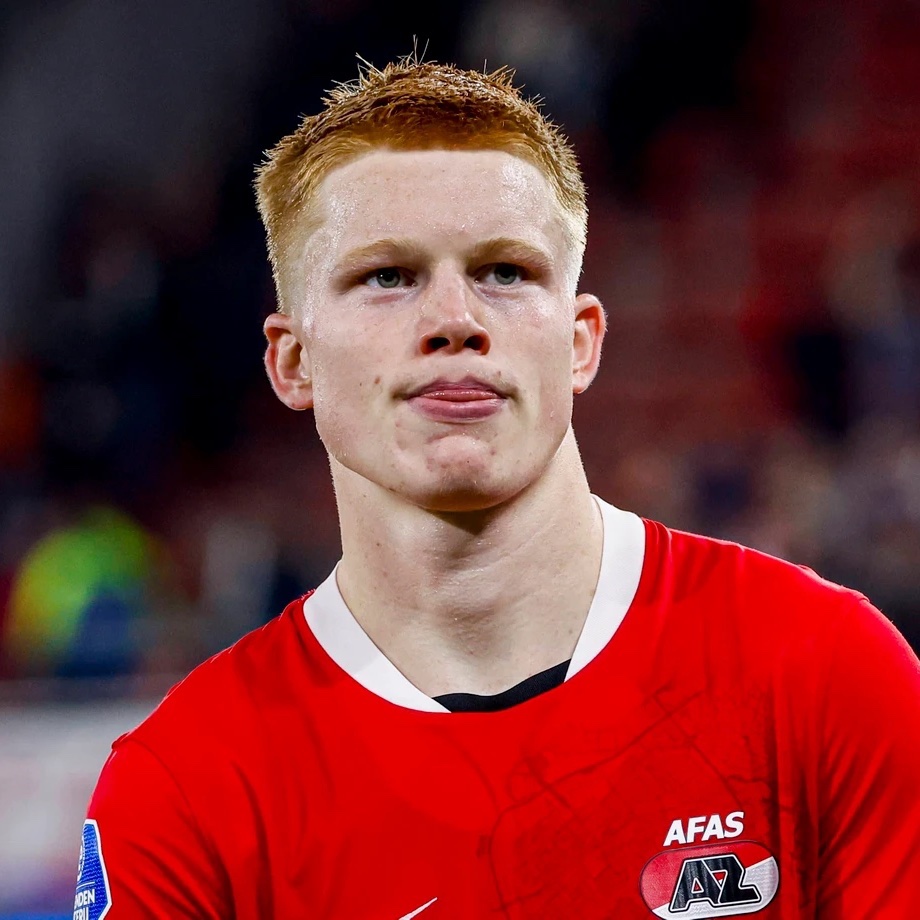 Stretford End tweet media