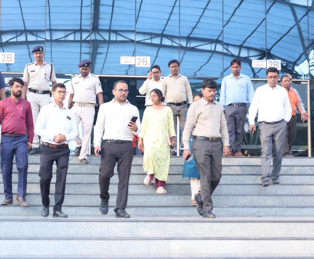 District Administration Patna tweet media