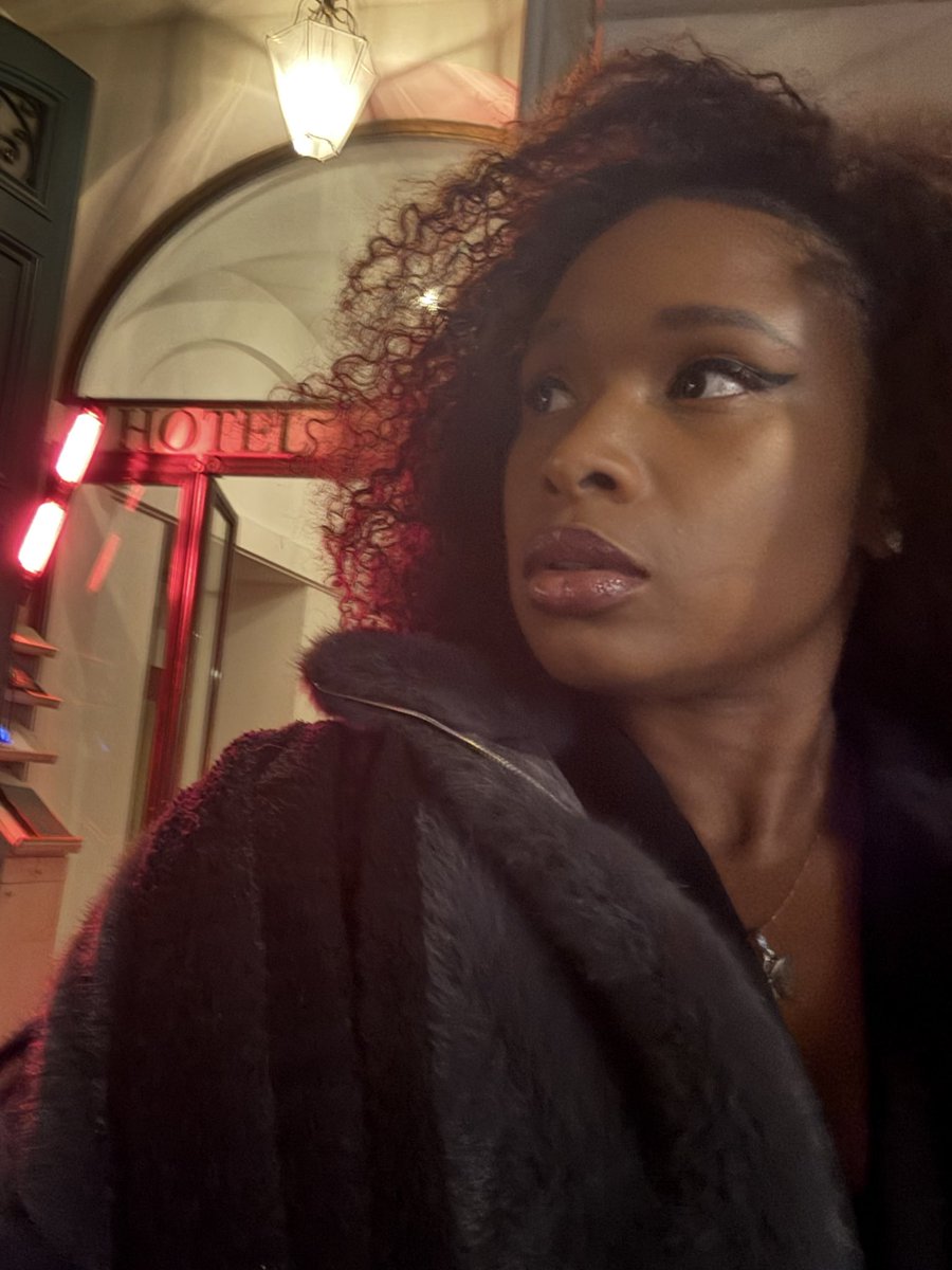 Jennifer Hudson tweet media