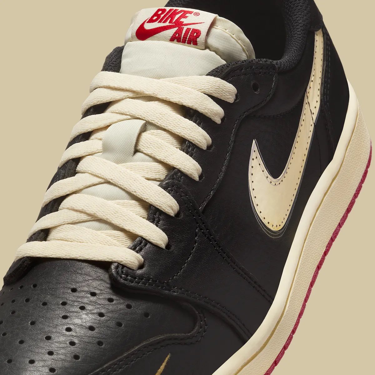 Sneaker Bar Detroit tweet media