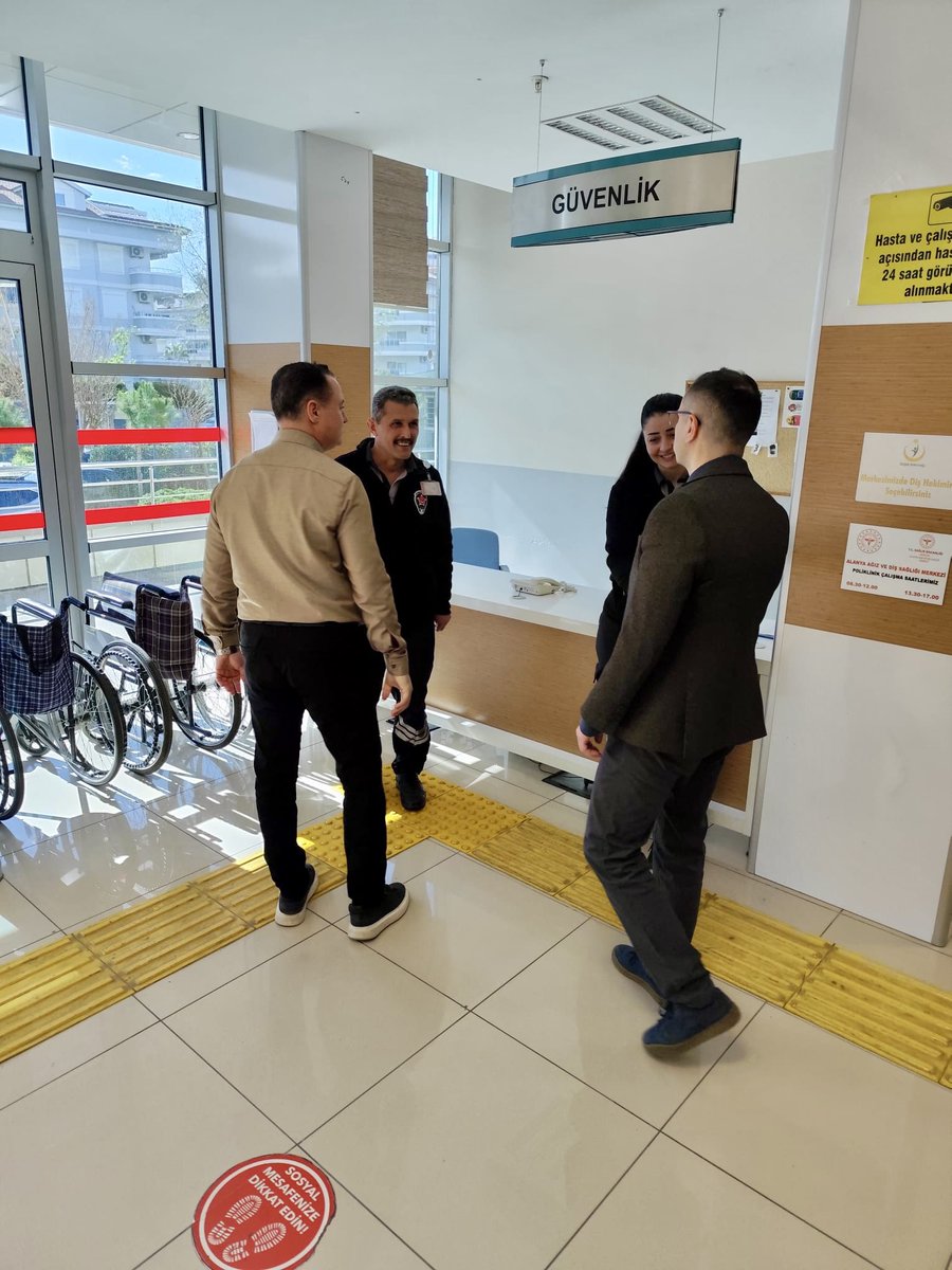 AlanyaAdsm's tweet photo. Ailenizle ve sevdiklerinizle bir arada olacağınız, her daim huzurlu hatırlayacağınız bir bayram geçirmenizi diliyoruz.

Sağlıkla kavuşacağınız nice bayramlara…

#RamazanBayramı https://t.co/53RI1Or5aq