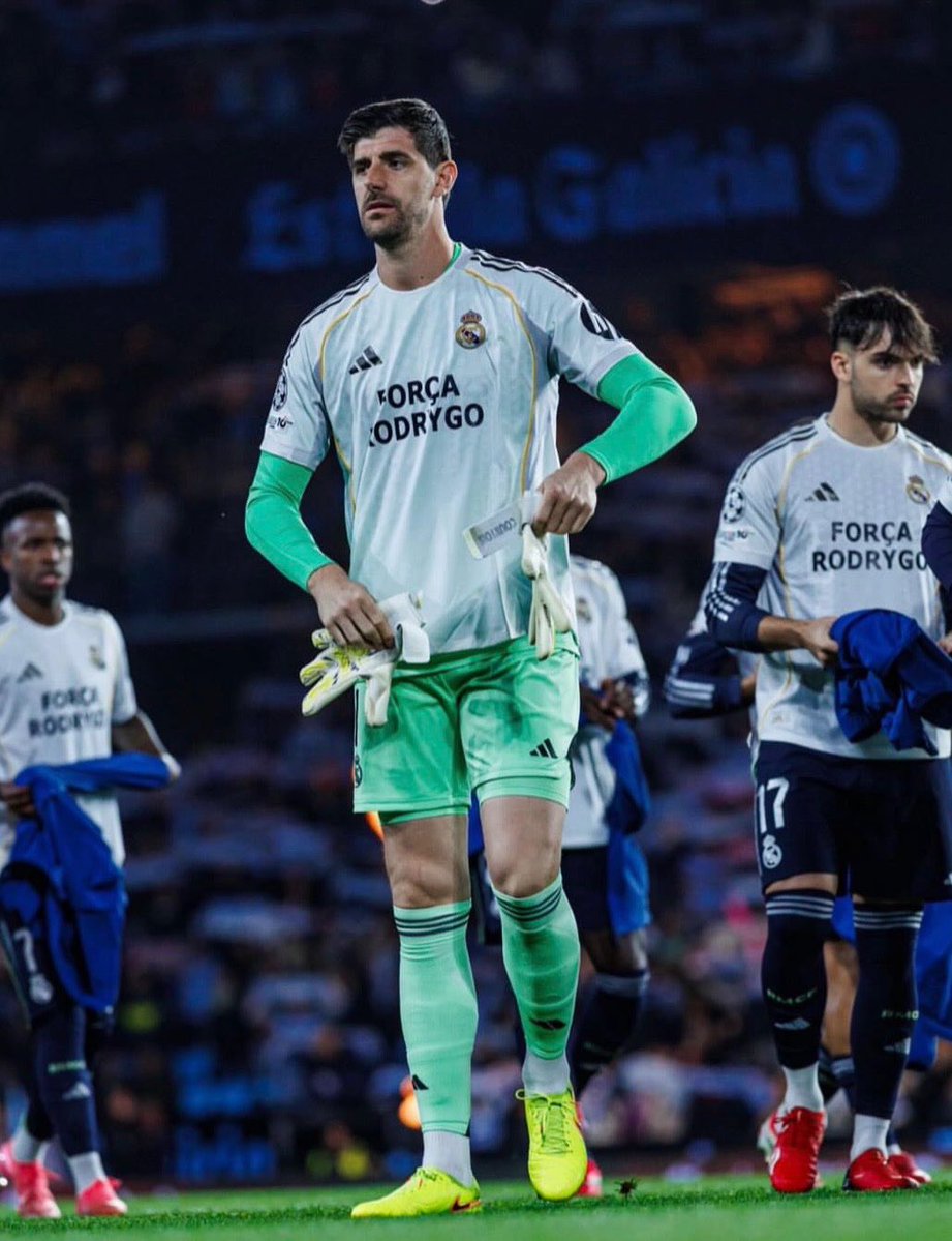 superwhite tweet media