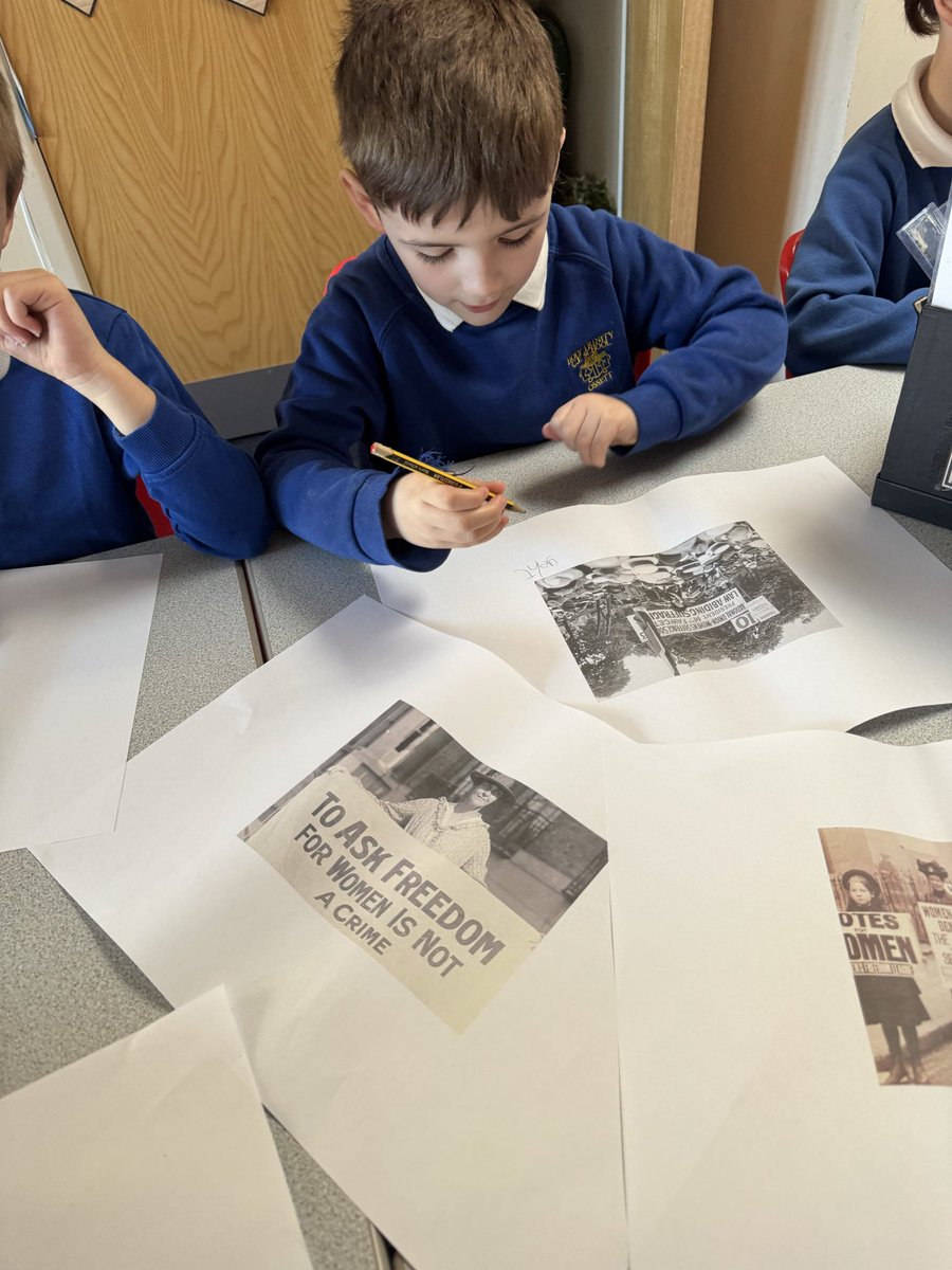 HT_OssettY12 tweet media