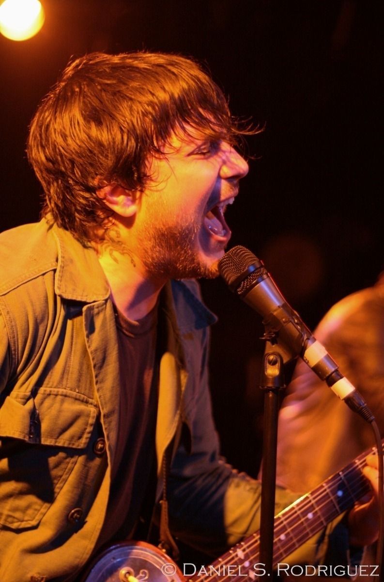 Frank Iero Hourly tweet media