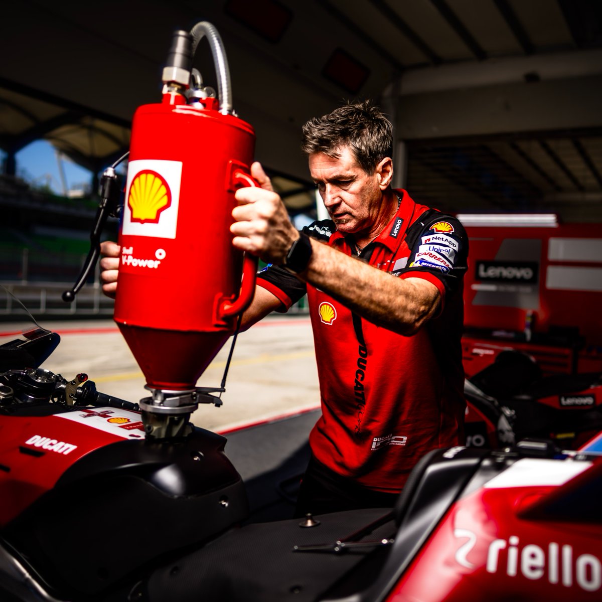 ShellMotorsportTeam tweet media