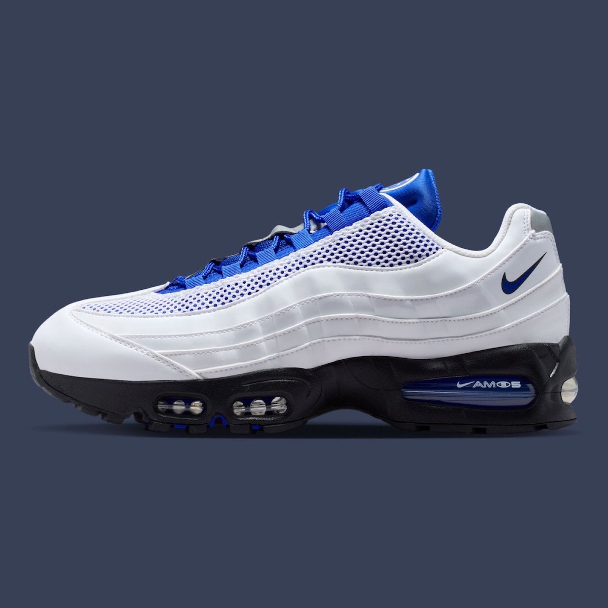 Sneaker Bar Detroit tweet media