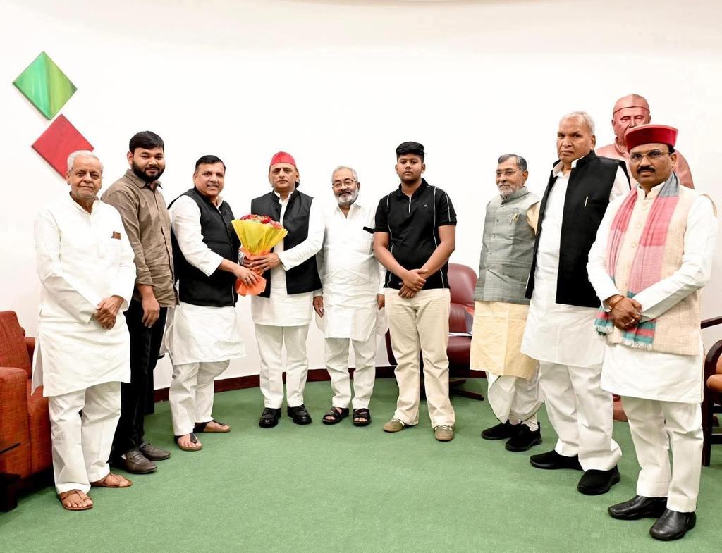 India गठबंधन tweet media