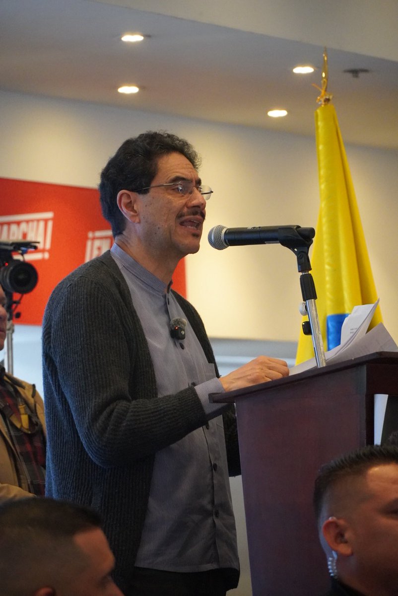 Gabriel Becerra - Pacto Cámara Bogotá 🏛️ tweet media