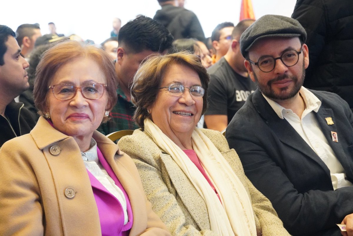 Gabriel Becerra - Pacto Cámara Bogotá 🏛️ tweet media