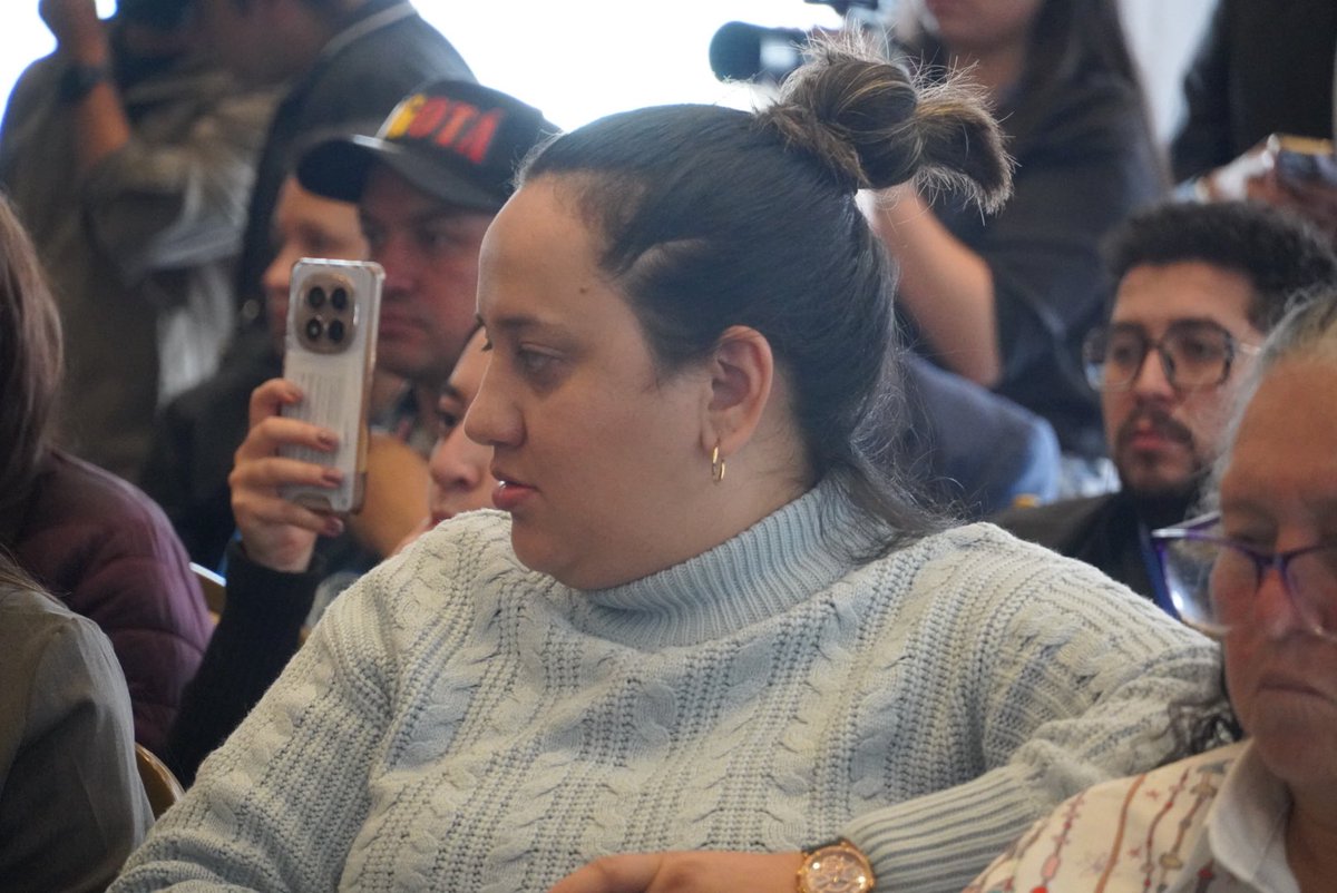 Gabriel Becerra - Pacto Cámara Bogotá 🏛️ tweet media