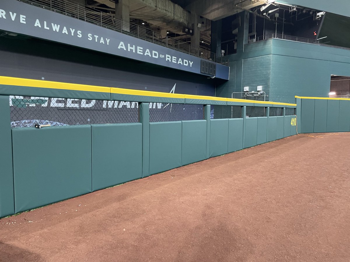 Sports Venue Padding tweet media