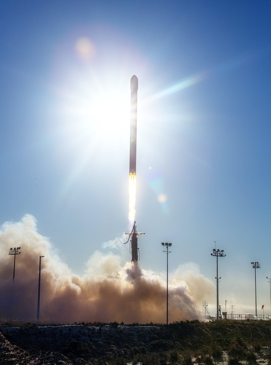 Sean Parker tweet media