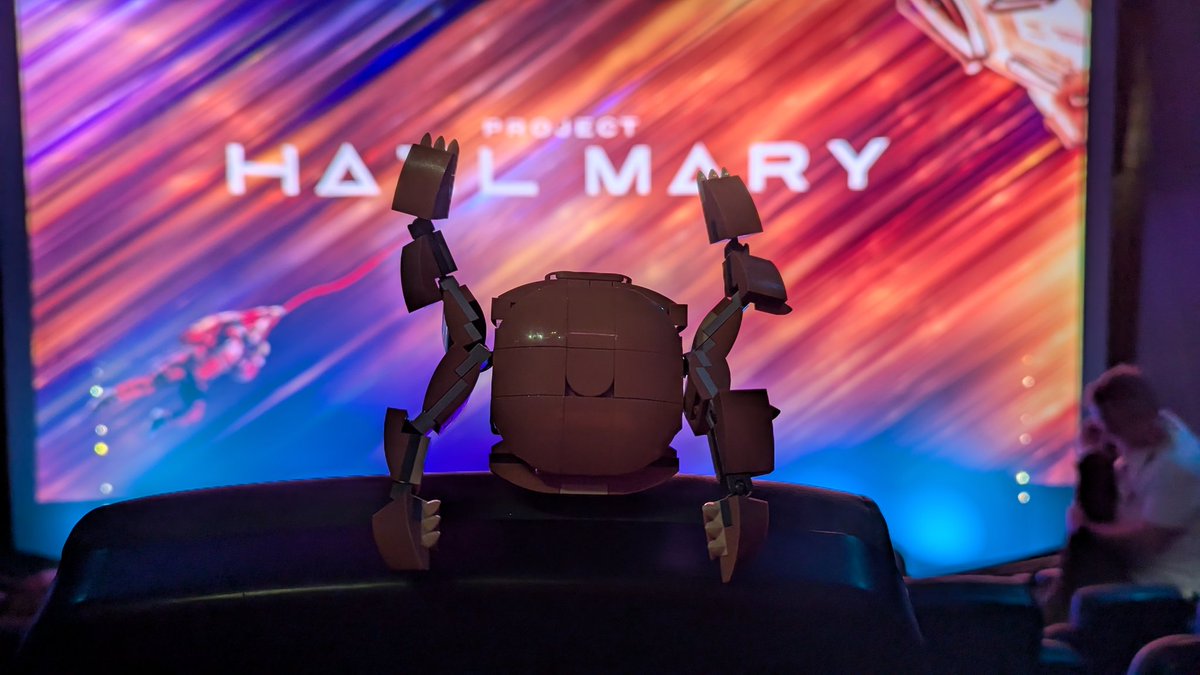 MiddleAgedManInLego tweet media