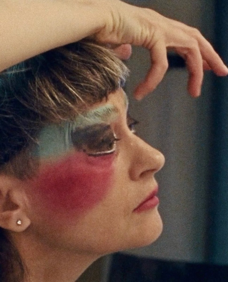 Queer Lion tweet media