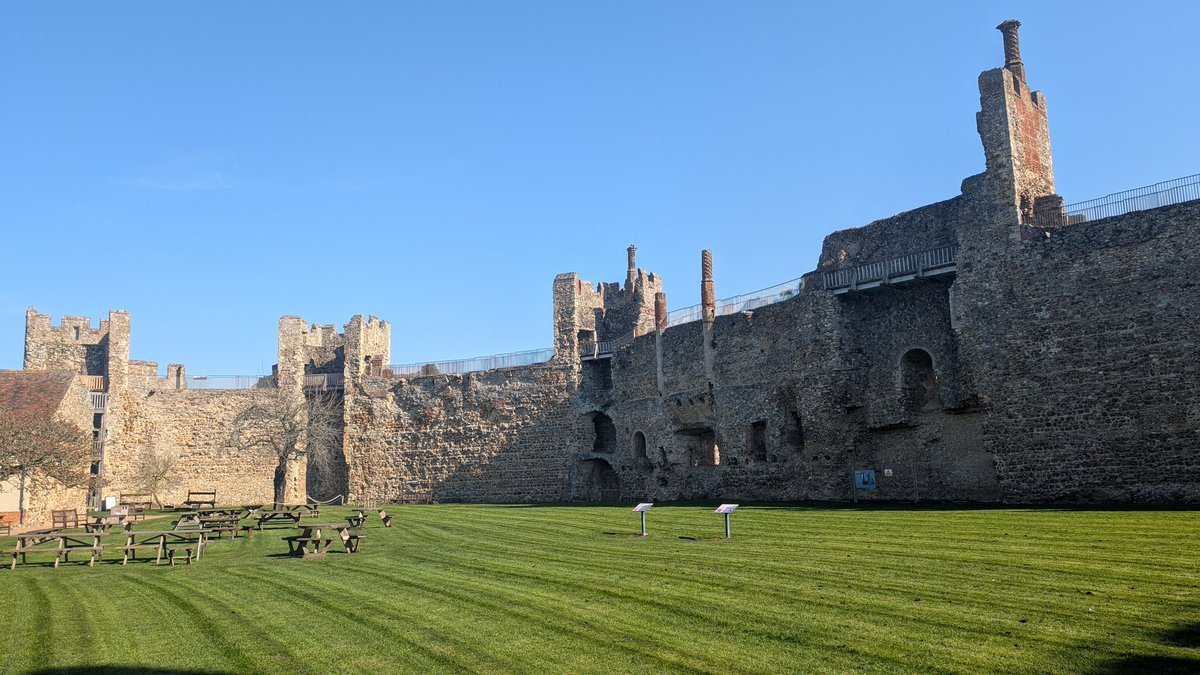 Chuckerbutty Malificent 🇬🇧👀❤️ tweet media