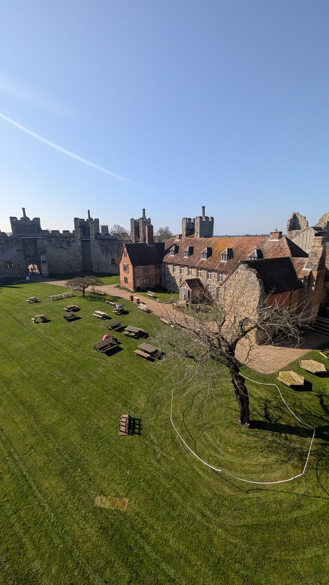 Chuckerbutty Malificent 🇬🇧👀❤️ tweet media