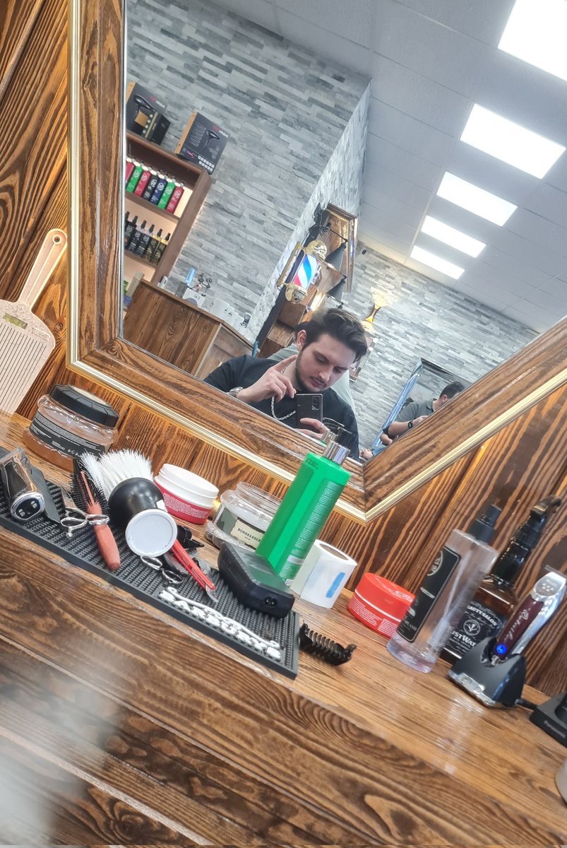 Burgi White tweet media