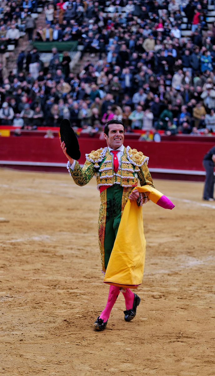 Emilio de Justo tweet media