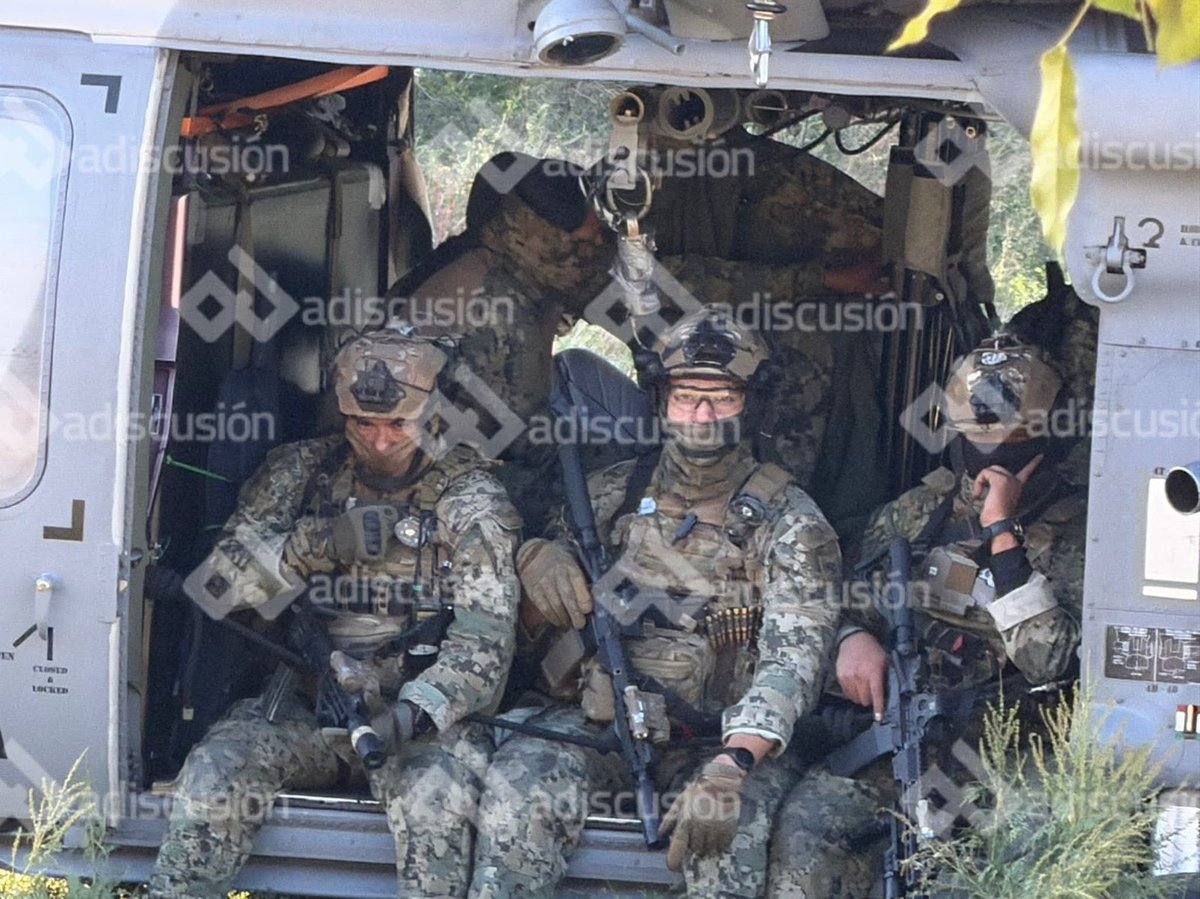 CHISMEBELIKO tweet media