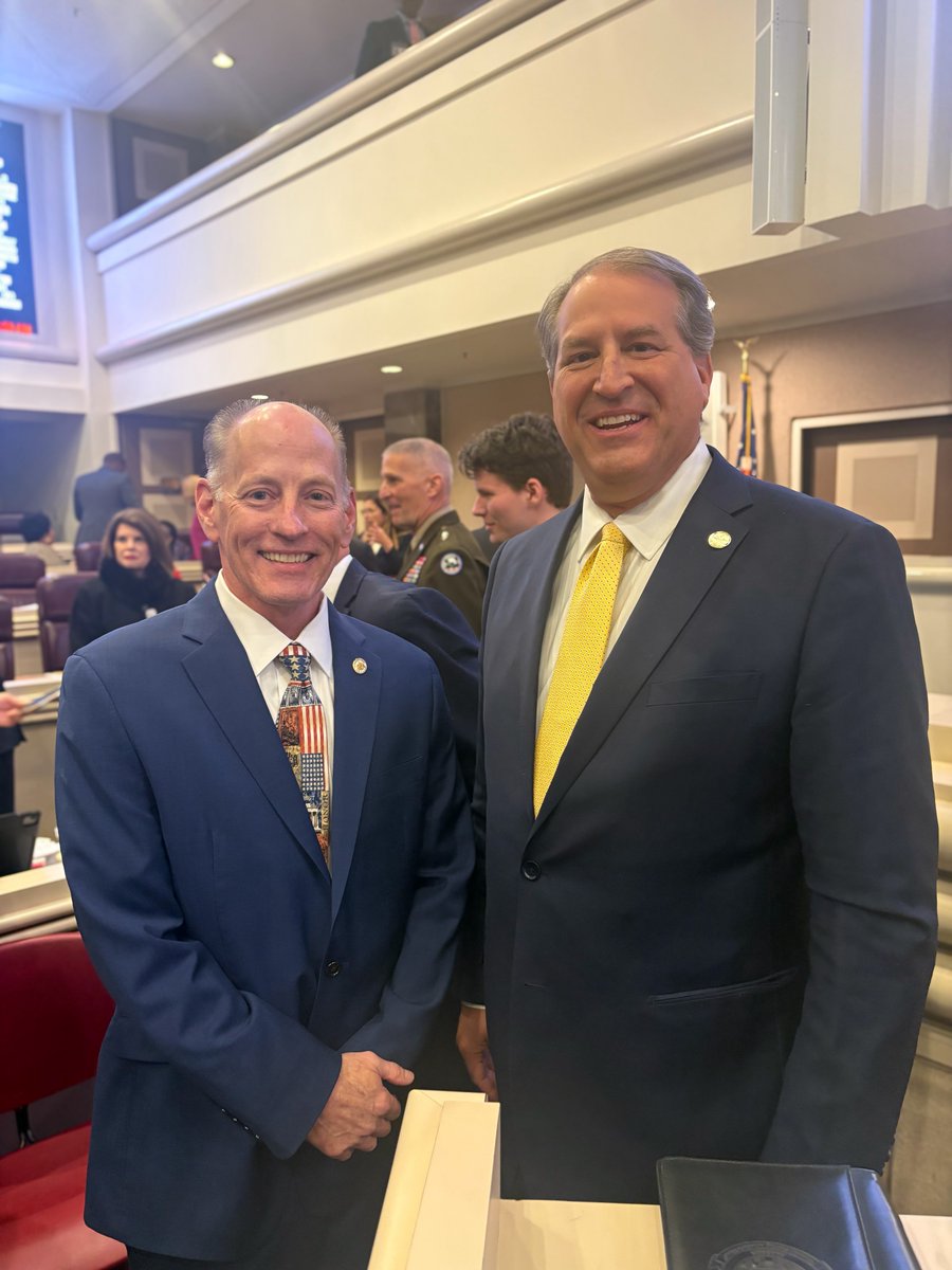 RhettforAlabama tweet media