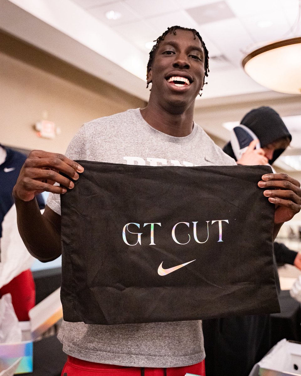 Penn Men's Basketball tweet media