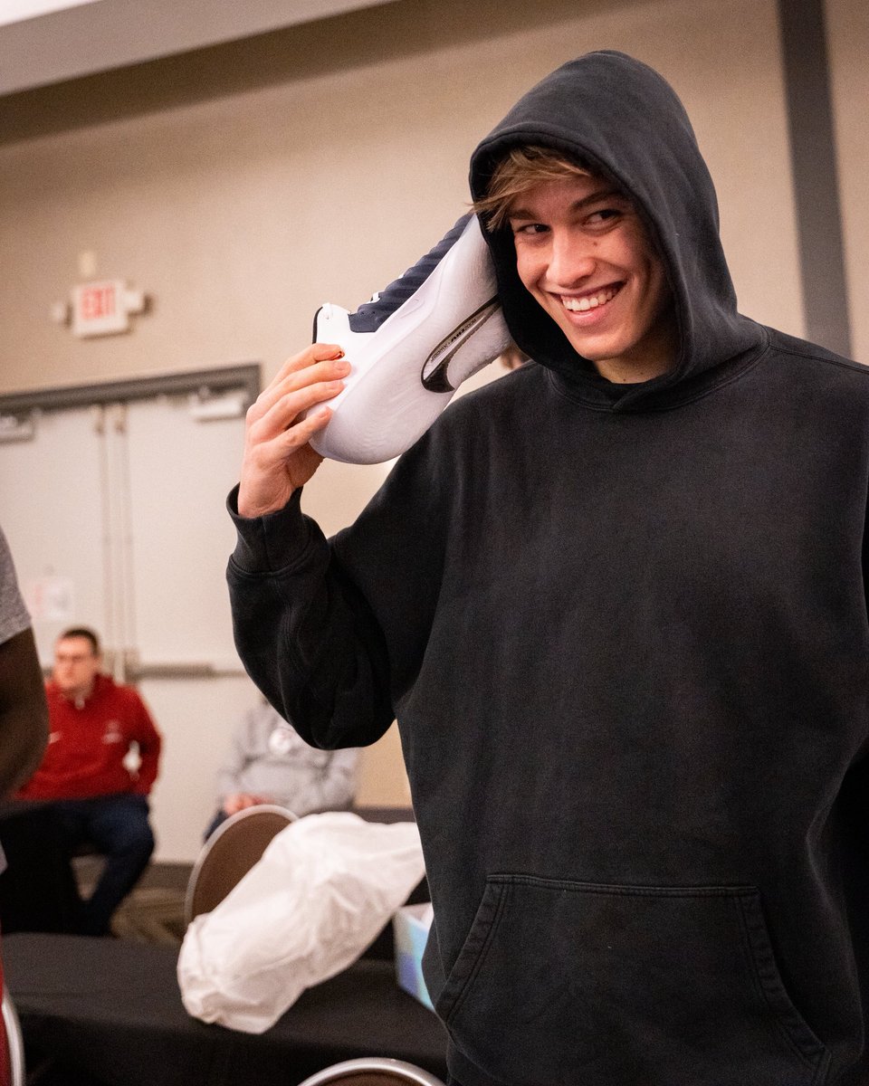 Penn Men's Basketball tweet media