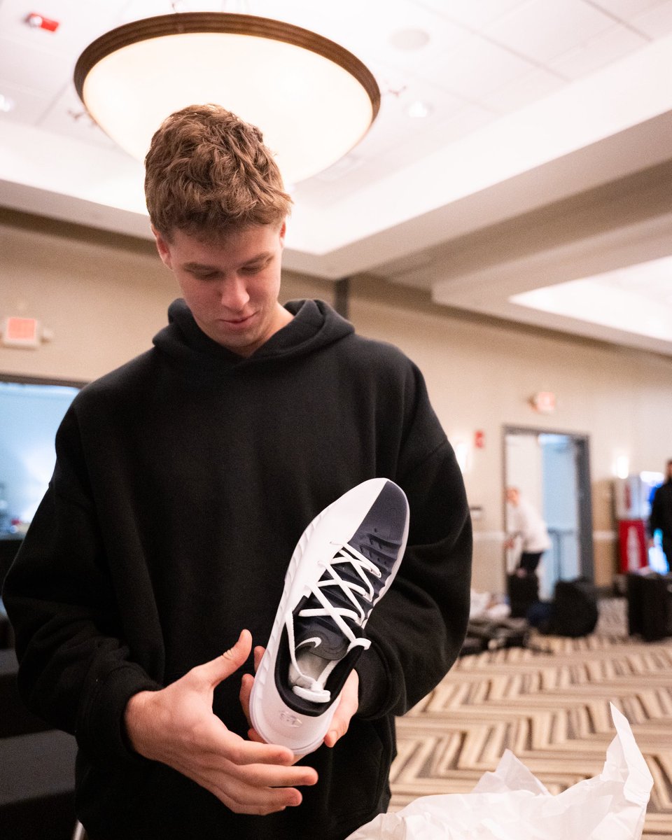 Penn Men's Basketball tweet media